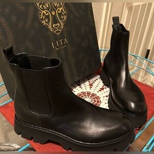 NWT Lita by Ciara Chelsea Boot Italian leather, Luxury boots - Size 10.5